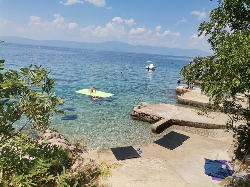 Apartmani Omišalj Exteriér fotografie