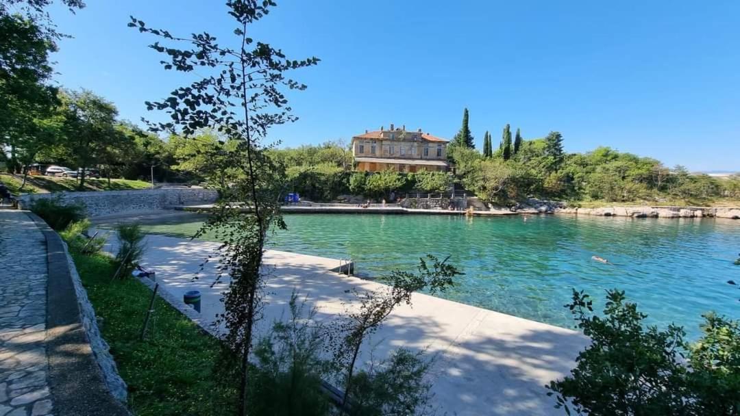 Apartmani Omišalj Exteriér fotografie